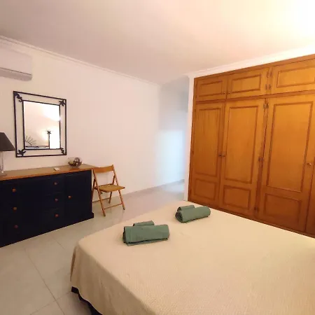 Beauty By The Sea Apartment