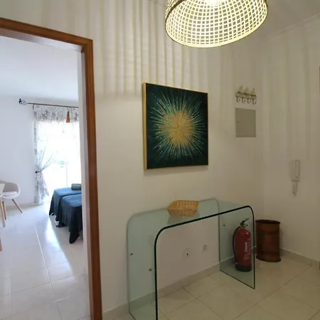 Beauty By The Sea Apartment