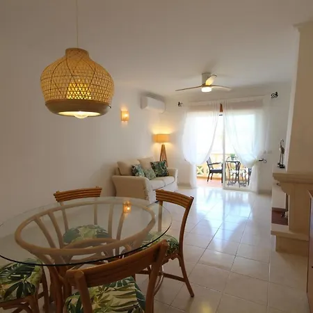 Beauty By The Sea Apartment